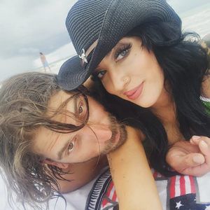 Meet your Posher, Cora